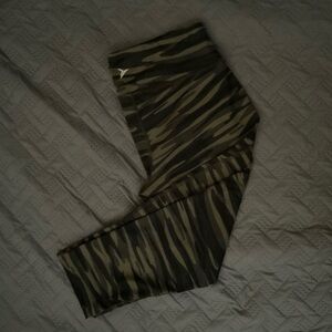 Old Navy Camouflage Leggings
